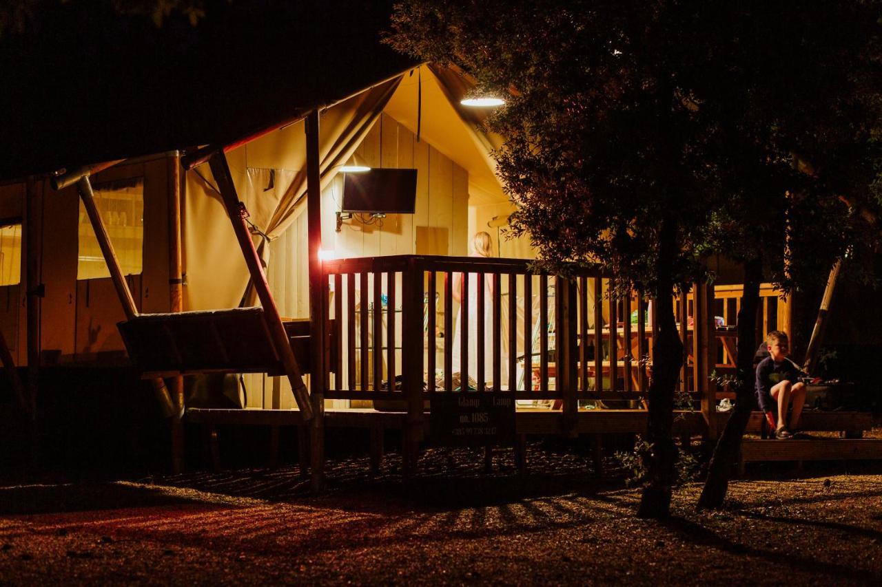 Glamping Beach Soline Биоград-на-Мору Экстерьер фото